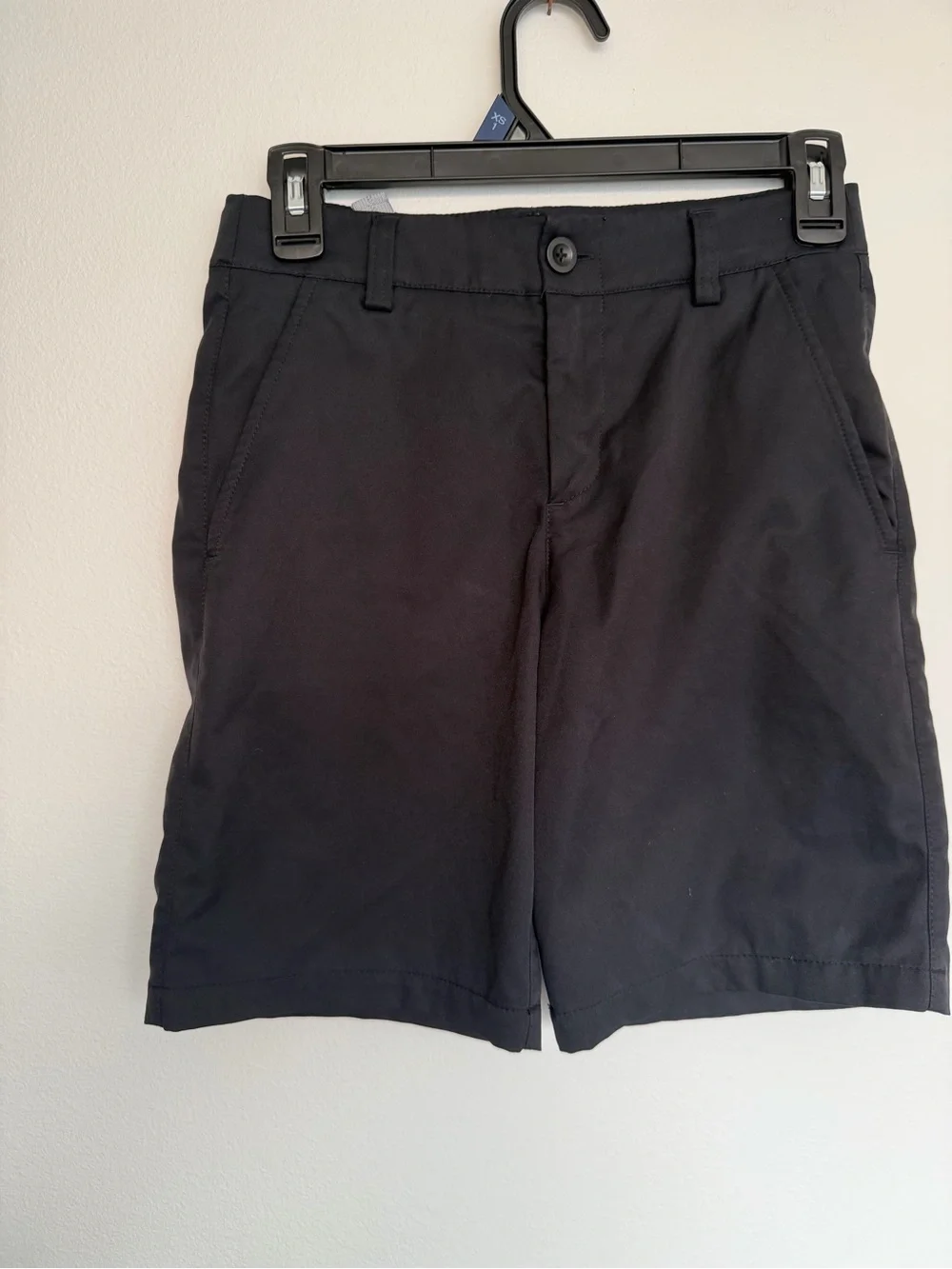 Boys Under Armor Black Casual Golf Shorts